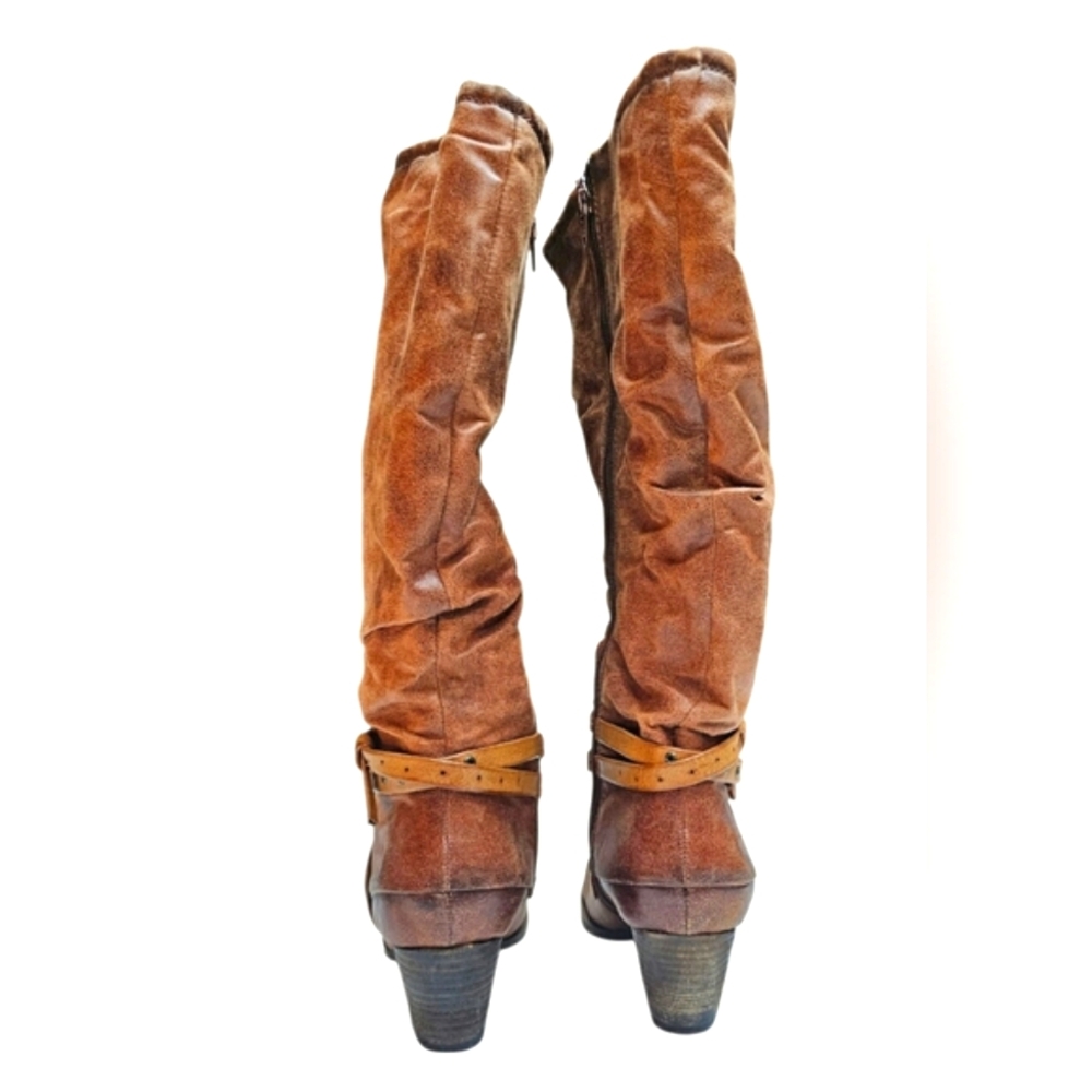 BareTraps Auburn Faux Leather Crinkle Rocky Knee High Fall Western Heel Boots - Picture 5 of 13